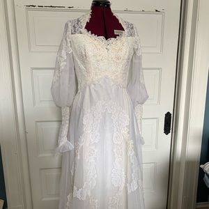 Vintage Wedding Dress